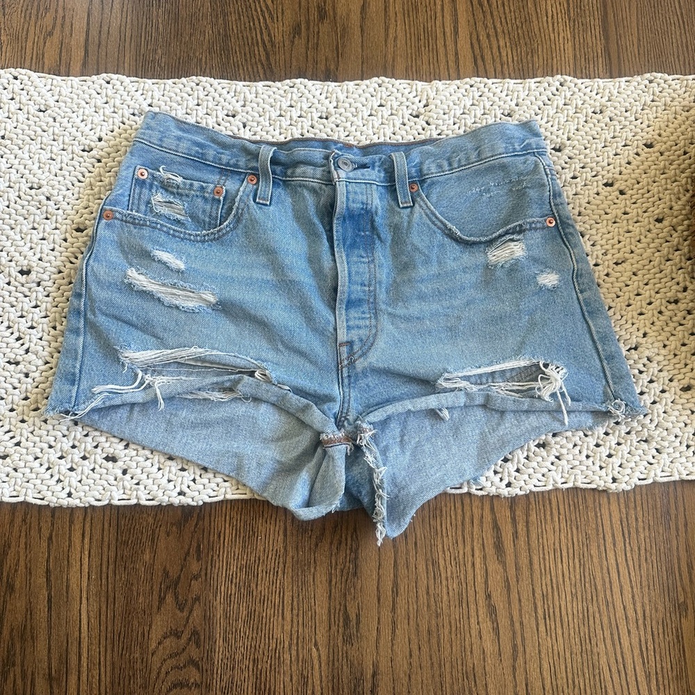 Levi’s 501 Distressed Denim Shorts Light Wash